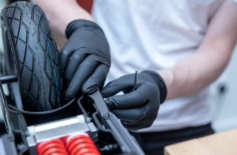 Unde se afla siguranta la trotineta electrica si cum se inlocuieste